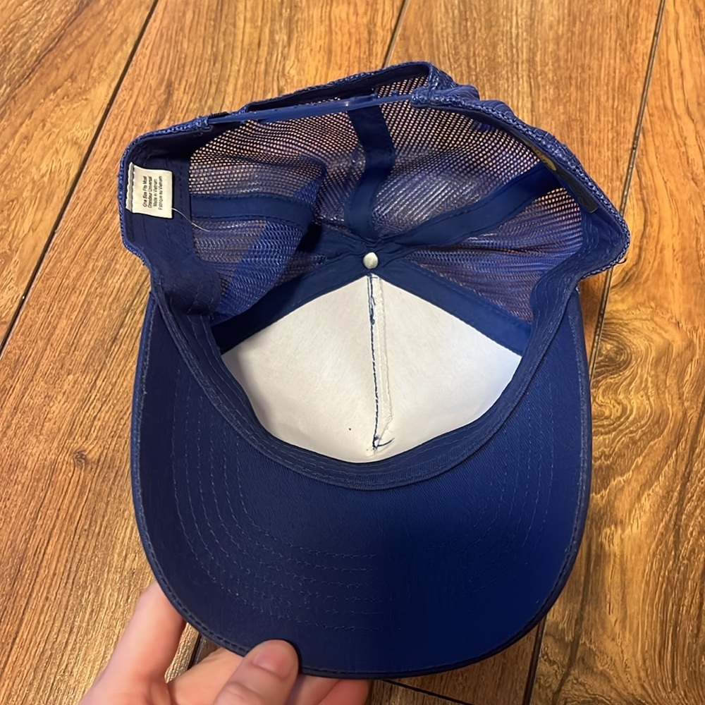 Hat! - Picture 2 of 5